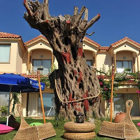 Club Pomalin Hotel *